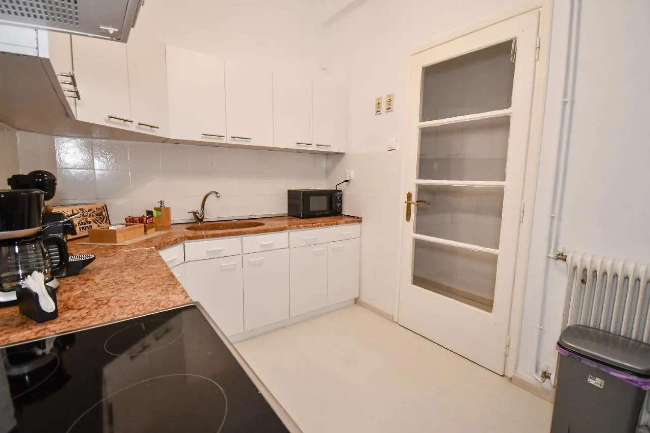 Porto Sea View Apartments - D. Gounari 5 Thessaloníki 0*,  Grækenland